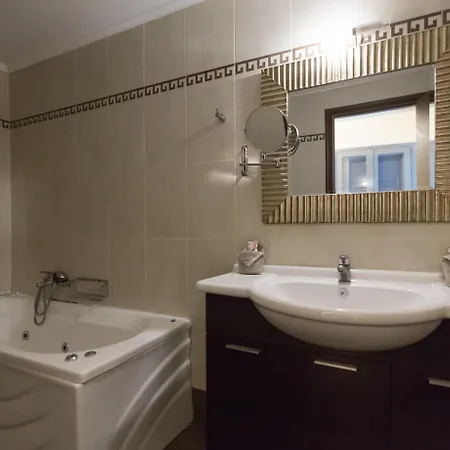 Dias 4* نافبليو