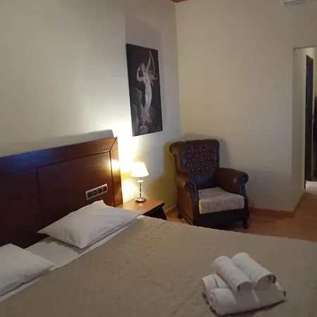 Dias Hotel 4*