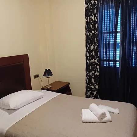 Dias Hotel